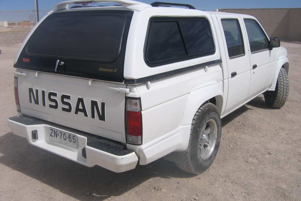 CUPULA MILENIUM II PARA NISSAN D-21